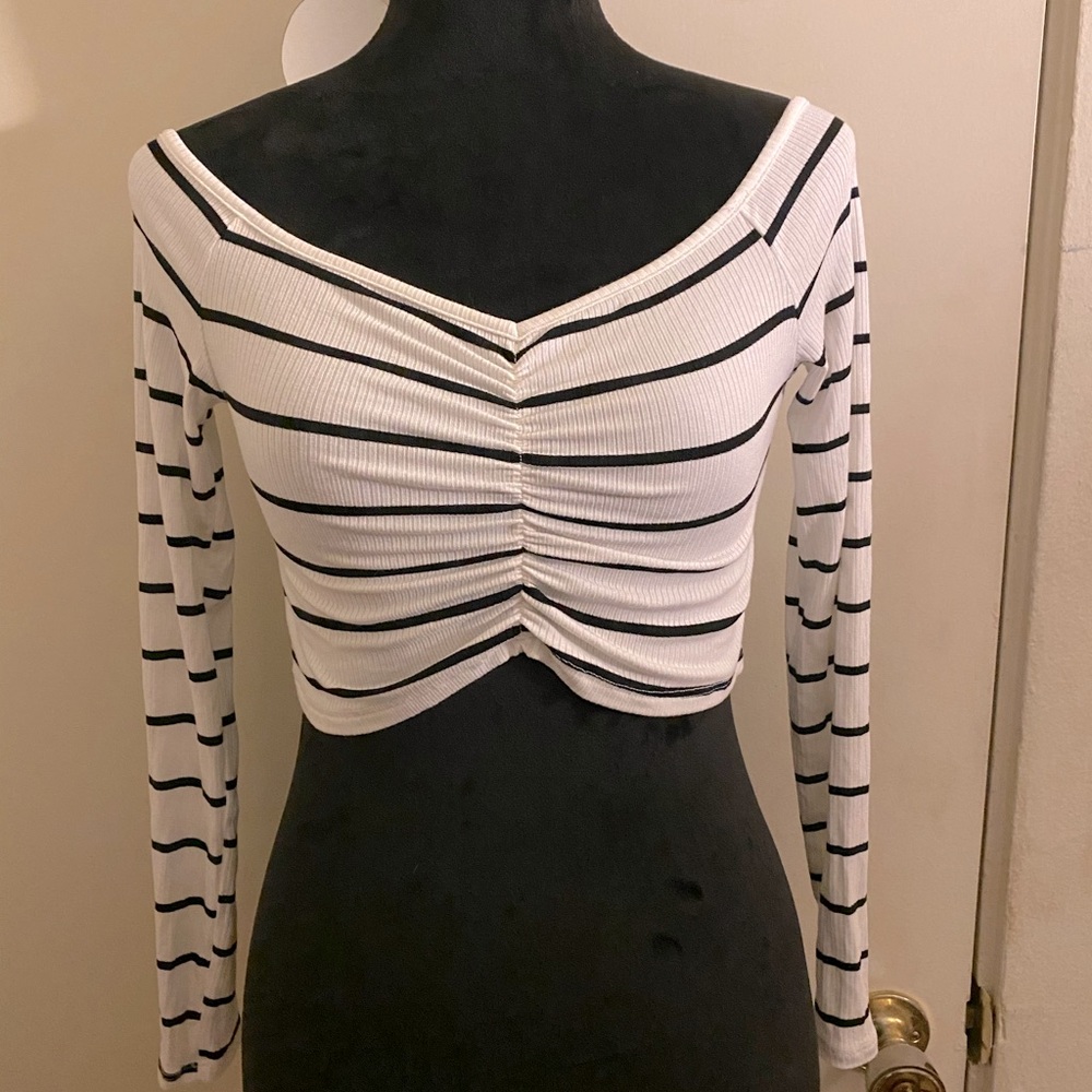 Windsor off the shoulder top